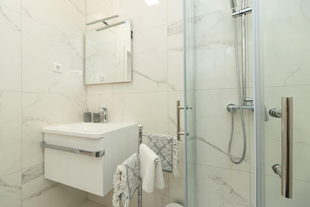 Apartments D&A ซาดาร์ ภายนอก รูปภาพ